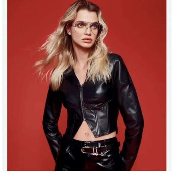 Anthropologie Black Belt with Gold Buckle - Picture 2 of 9